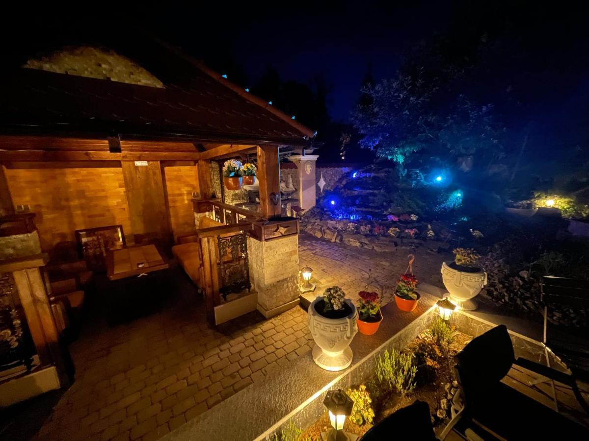 Bed and Breakfast Dworek Oliwski Gdaňsk Exteriér fotografie