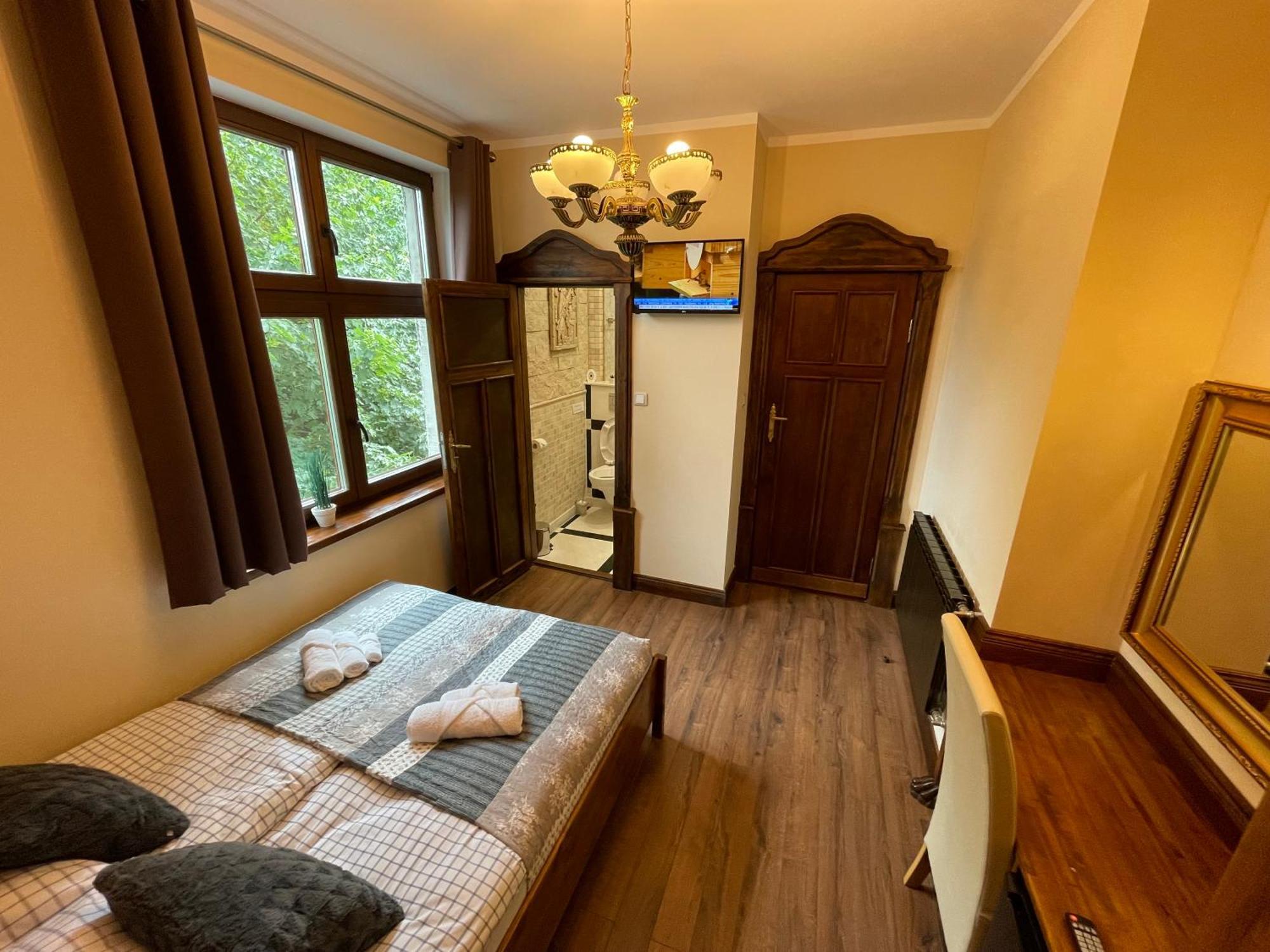 Bed and Breakfast Dworek Oliwski Gdaňsk Exteriér fotografie